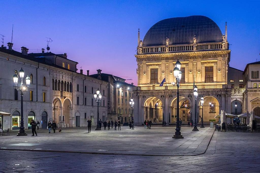 Apartament Carmen Lounge Brescia Zewnętrze zdjęcie
